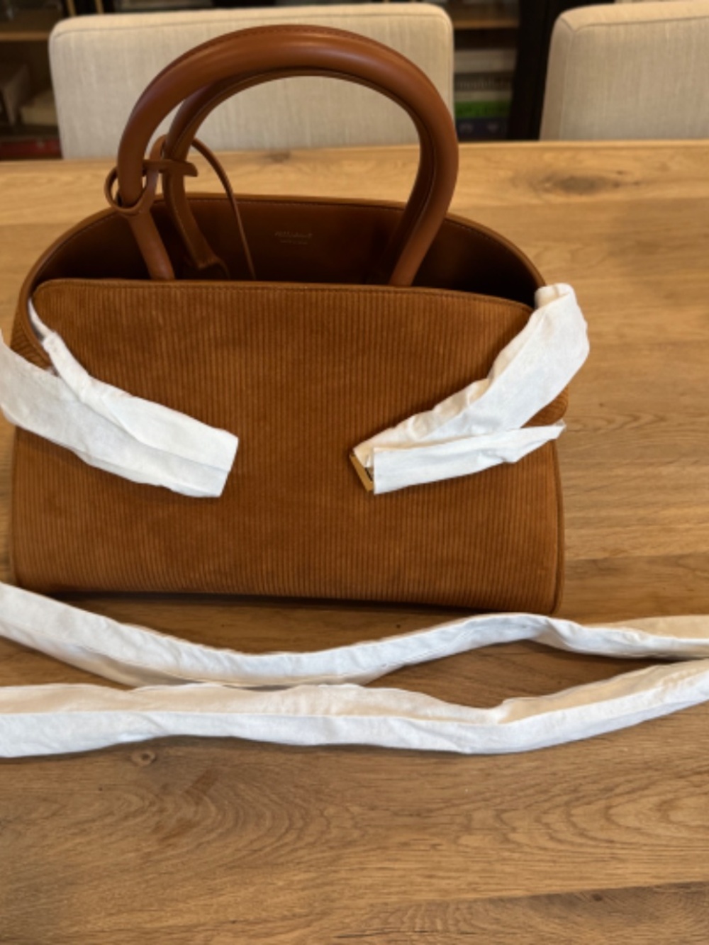 NEW Ferragamo Suede Corduroy Hug Bag - Medium - Picture 7 of 9